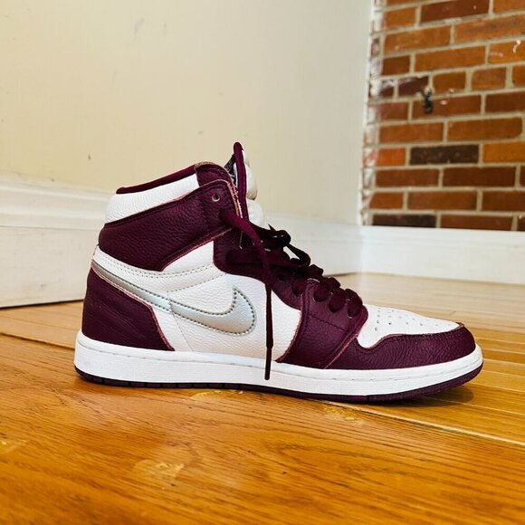 Size 8.5 - Jordan 1 Retro High OG Bordeaux Clean (555088-611) - Picture 2 of 16